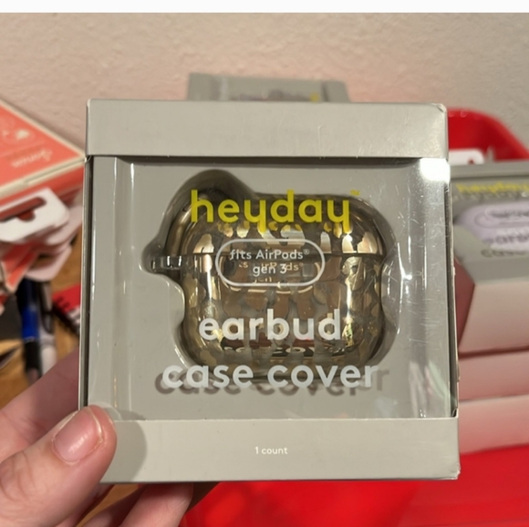 heyday Apple AirPods gen 3 Earbud Case Cover - Picture 5 of 6